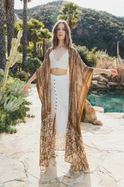 Baharestan Paisley Kimono