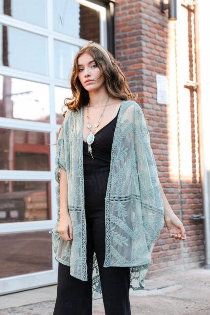 Baharestan Leaf Lace Kimono
